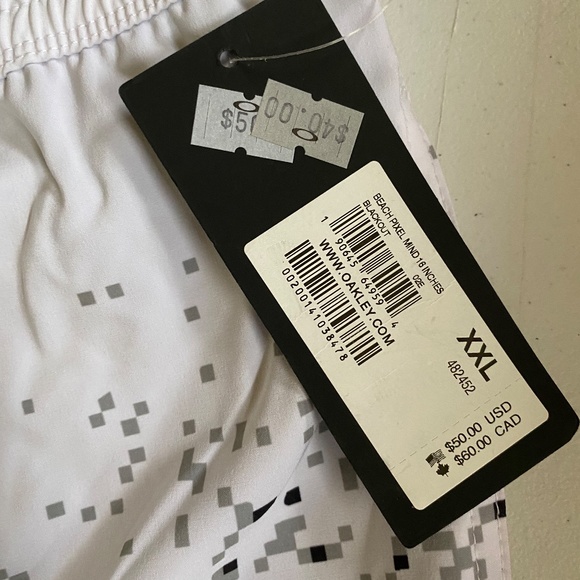 New mens XL and XXL Oakley Beach Pixel shorts - Picture 3 of 5